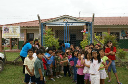 Donación parques infantiles diciembre 2008